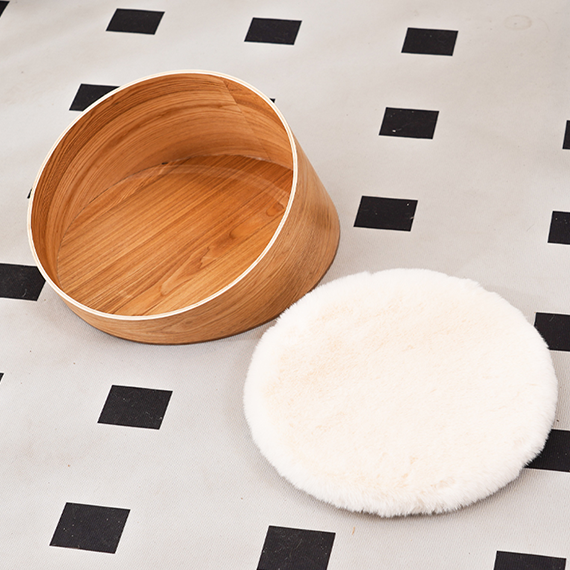 Katzenbett – Ganzjähriges Katzenbett aus Massivholz im neuen Stil, rund, mit Polster